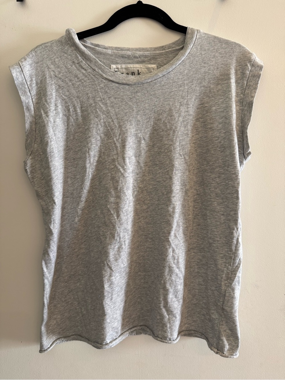 FRANK & EILEEN AIDEN VINTAGE MUSCLE TEE Grey. Size M